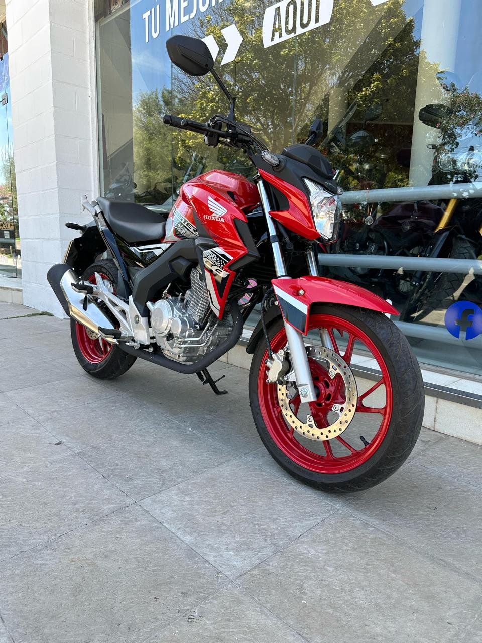 HONDA TWISTER